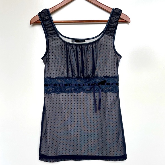 Elegant Navy Sleeveless Top - Picture 1 of 15